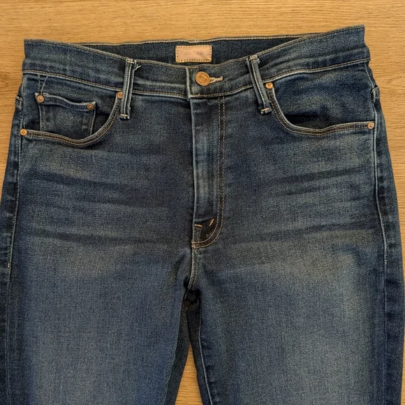 MOTHER Weekender Stretch Denim in Taking Chances sz 31 - Picture 7 of 15